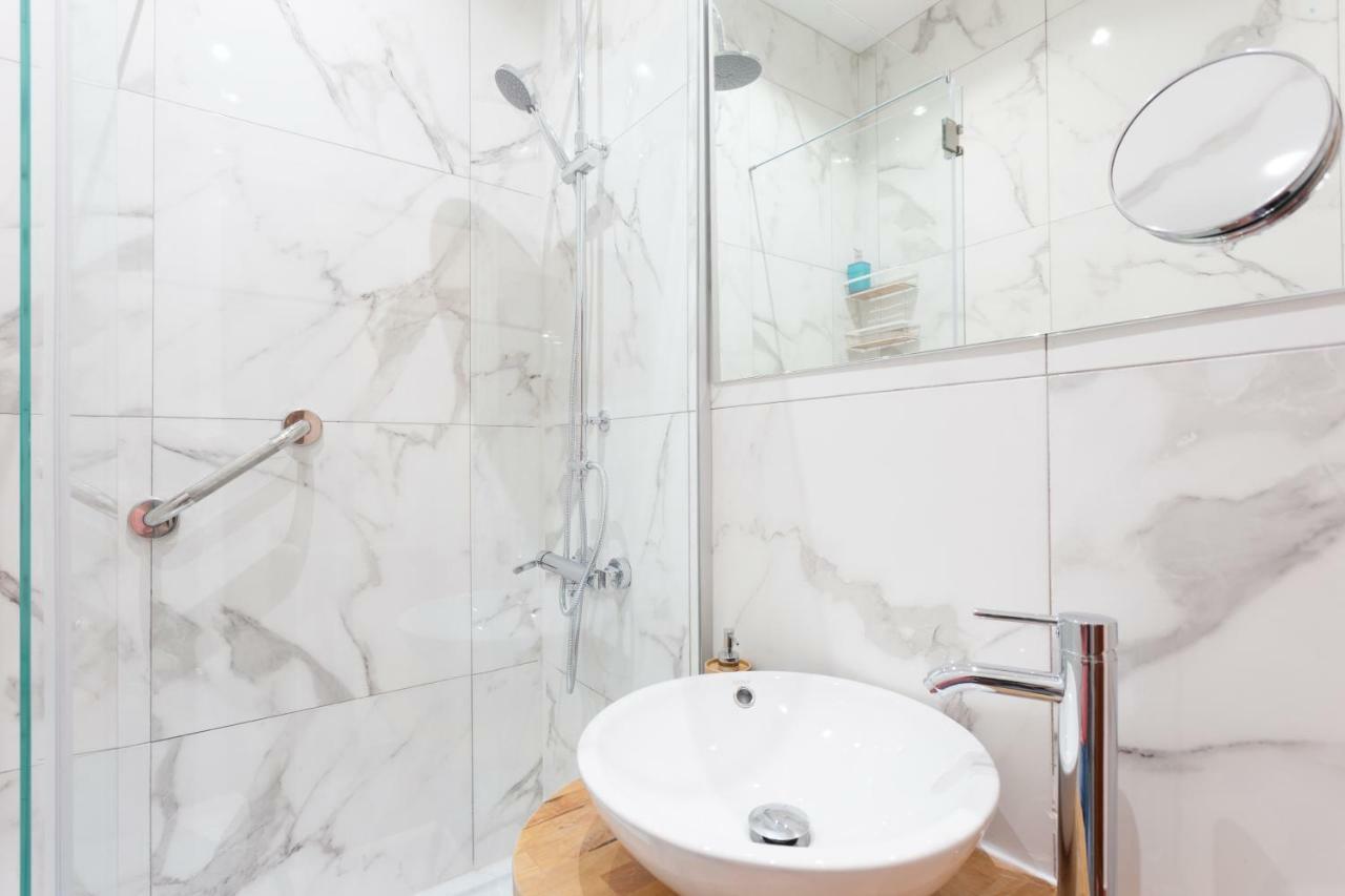 Rossio Vintage Two-Bedroom Apartment - By Lu Holidays Lizbona Zewnętrze zdjęcie